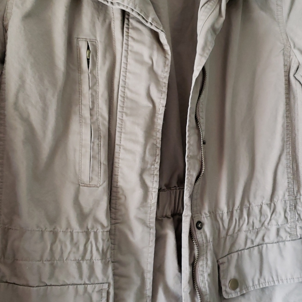 Jacket - Picture 4 of 4